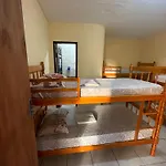 Dani Hostel E Suites